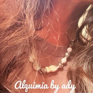 Alquimia Elegant Silver and Cream turquoise and howlite Necklace